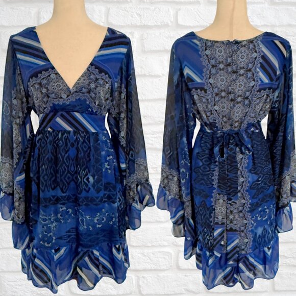 Betsey Johnson Size 14 Blue Boho Dress Bell Ruffle Long Sleeves V-Neck Pattern - Picture 1 of 10